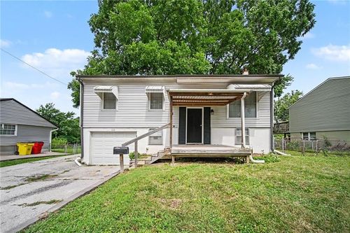 820 Choctaw Ave, Independence, MO, 64056-1963 | Card Image