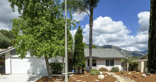 9416 True Knoll Dr, Tujunga, CA, 91042-3345 | Card Image