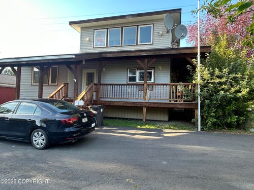 1030 Denali St, Anchorage, AK, 99501-3712 | Card Image