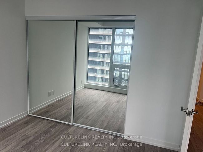 3808 - 55 Mercer St, Condo with 1 bedrooms, 1 bathrooms and null parking in Toronto ON | Image 6