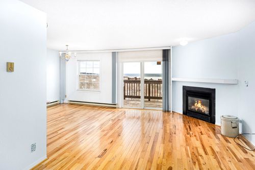 apt-d-202 E 7th St, Duluth, MN, 55805-1234 | Card Image