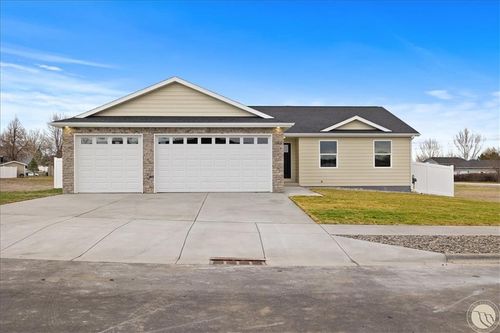 1013 Rochelle Ln, Laurel, MT, 59044-2460 | Card Image