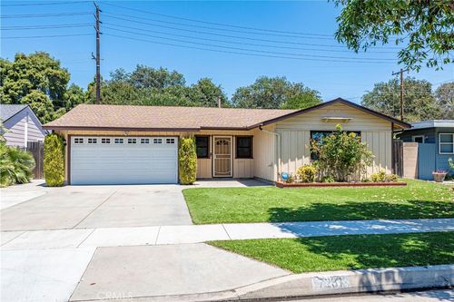 7231 E Stearns St, Long Beach, CA, 90815-2437 | Card Image
