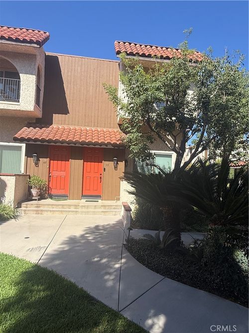 59-1711 Grismer Ave, Burbank, CA, 91504-3703 | Card Image