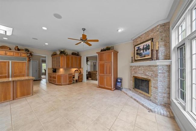 2100 W 115 Th St, House other with 4 bedrooms, 5 bathrooms and null parking in Leawood KS | Image 13