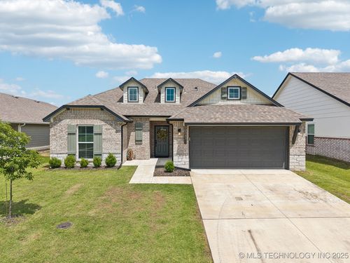 12503 N 130th East Ave, Collinsville, OK, 74021-1116 | Card Image