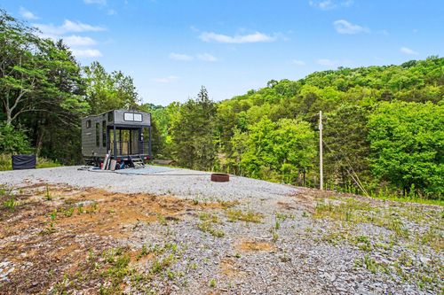 19167 Happy Hollow Rd, Buffalo Valley, TN, 38548-5125 | Card Image