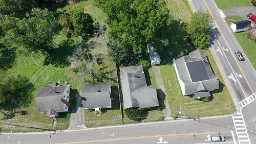 311 E Lee St, Marion, VA, 24354-2703 | Card Image