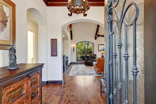 Gorgeous wood flooring and high ceiling! | Image 5