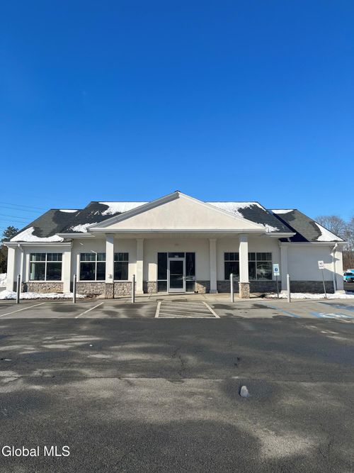 672 Mariaville Rd, Schenectady, NY, 12306-6807 | Card Image