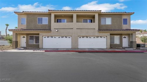 493 Parrot Beak St, Henderson, NV, 89012-5827 | Card Image