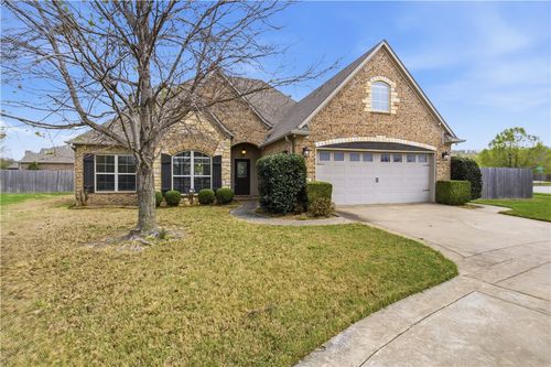 3907 W Mountain View Dr, Fayetteville, AR, 72704-6233 | Card Image