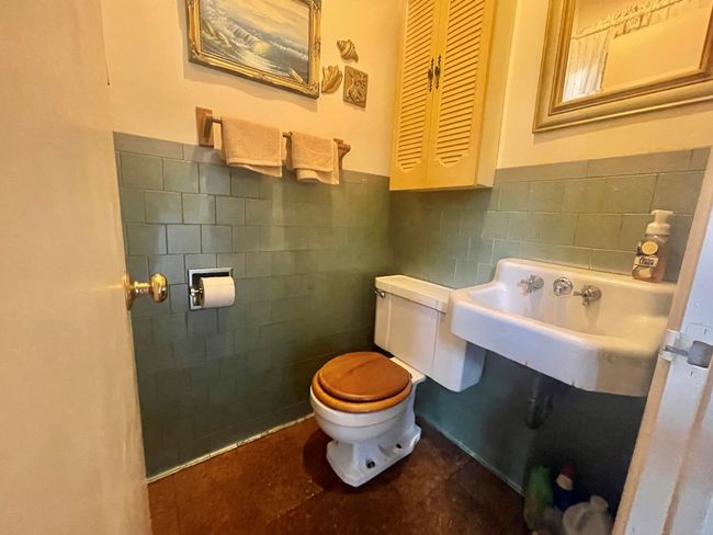 334 Old Kentucky Tpke, House other with 4 bedrooms, 3 bathrooms and null parking in Cedar Bluff VA | Image 13