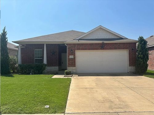 2400 Lohani Ln, Fort Worth, TX, 76131-2407 | Card Image