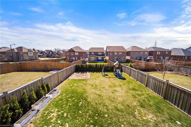 4 Samuel Cres, House other with 4 bedrooms, 4 bathrooms and 4 parking in Springwater ON | Image 40