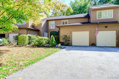 302 Beechwood Ln, Yorktown Heights, NY, 10598-5354 | Card Image