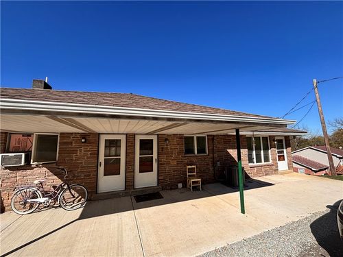 apt-2-2695 W Chestnut St, Washington, PA, 15301-2687 | Card Image