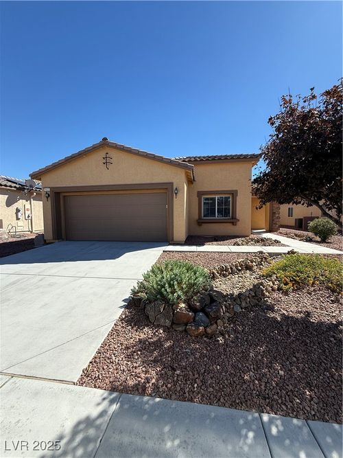 5011 Monte Penne Way, Pahrump, NV, 89061-1001 | Card Image