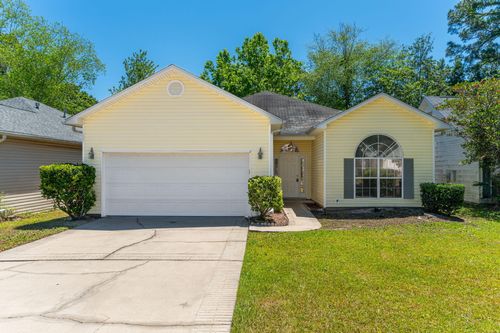1697 Glenwood Ct, Niceville, FL, 32578-3682 | Card Image