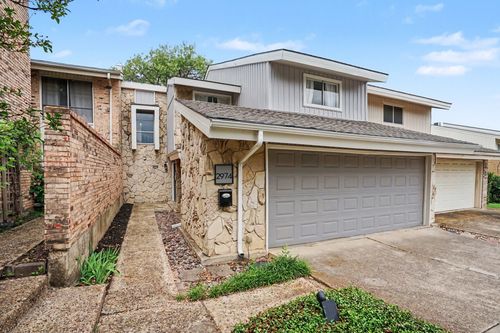 2974 Country Place Cir, Carrollton, TX, 75006-4789 | Card Image