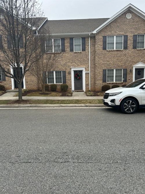 624 Capstone Dr, Lynchburg, VA, 24502-5162 | Card Image