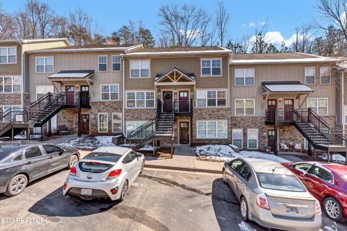 103-3918 Cherokee Woods Way, Knoxville, TN, 37920-2289 | Card Image