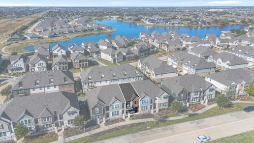 9443 Towne Lake Pkwy, Cypress, TX, 77433-7867 | Card Image