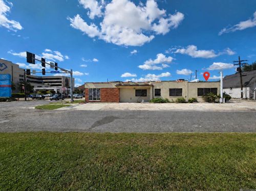 3679 Florida St, Baton Rouge, LA, 70806-3843 | Card Image