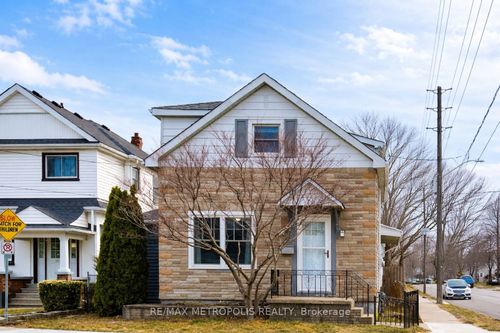 159 York St, Saint Catharines, ON, L2R6E9 | Card Image