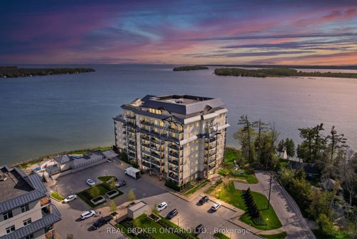 207-90 Orchard Point Rd, Orillia, ON, L3V8K4 | Card Image