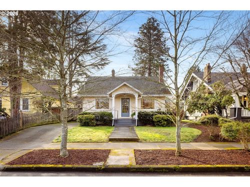 3126 Ne Skidmore St, Portland, OR, 97211-7174 | Card Image