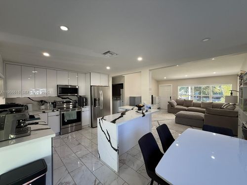 2697 51st Ct, Fort Lauderdale, FL, 33312-7438 | Card Image