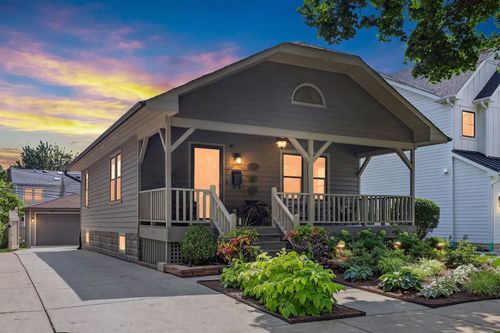 4933 Middaugh Ave, Downers Grove, IL, 60515-3542 | Card Image