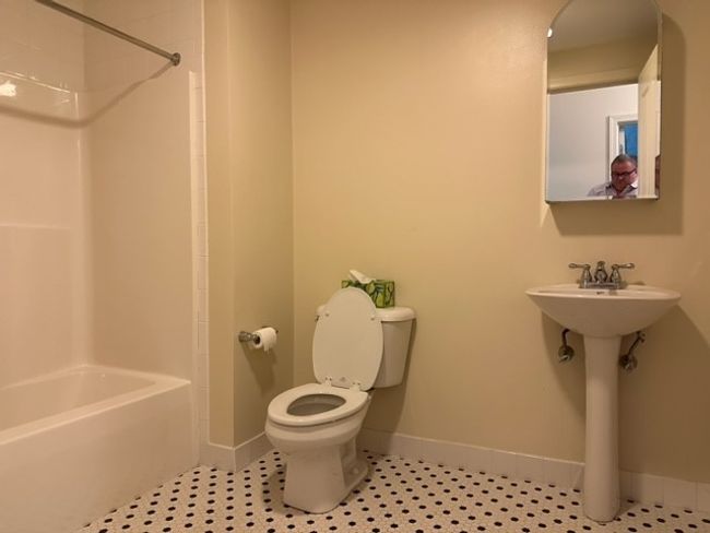 1-1212 - 20 Newman Ave, Home with 2 bedrooms, 2 bathrooms and 2 parking in Rumford RI | Image 11