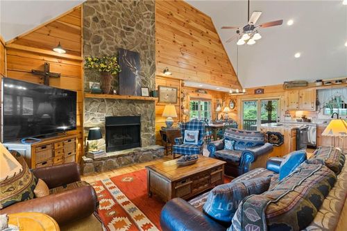 201 Cherokee Cir, Jefferson, NC, 28640 | Card Image