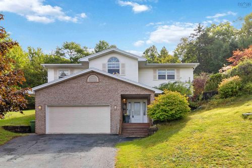 28 Flinns Hill, Bedford, NS, B4A3S8 | Card Image