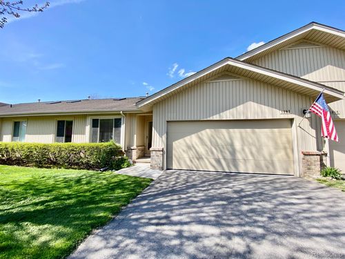 17-1807 Hunters Lane, Orion Charter Township, MI, 48360 | Card Image