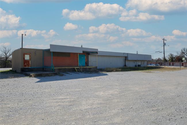 View of front facade | Image 14