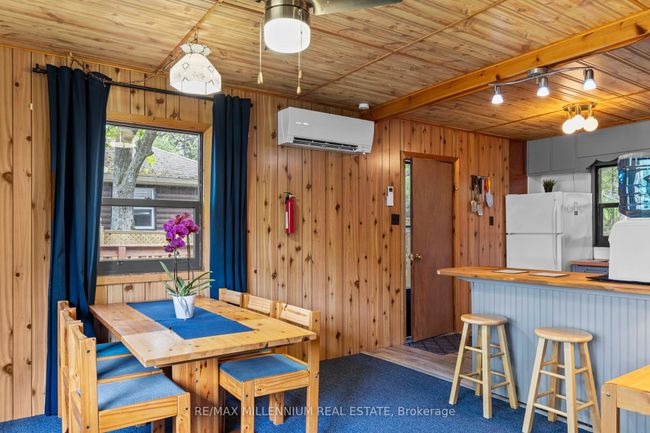 82 Beach Rd, House other with 3 bedrooms, 1 bathrooms and 6 parking in Tiny ON | Image 16
