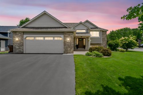 2401 Hydram Ave N, Oakdale, MN, 55128-5103 | Card Image