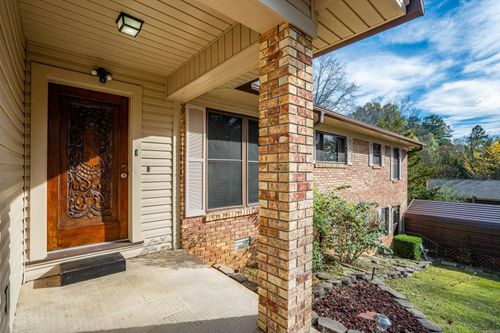 687 Terry St, Hot Springs, AR, 71913-6275 | Card Image