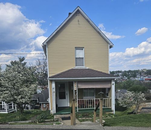 47 Elizabeth St, Washington, PA, 15301-2226 | Card Image