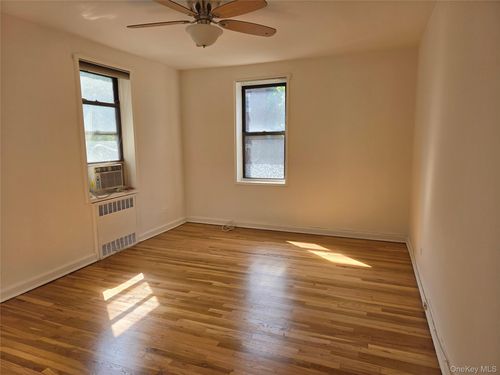 c17-99-63 66th Ave, Rego Park, NY, 11374-3627 | Card Image