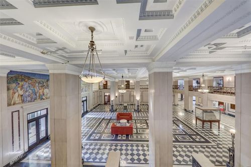 3681 Lindell Blvd, Saint Louis, MO, 63108-3332 | Card Image