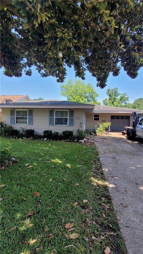 311 River Oaks Dr, New Orleans, LA, 70131-3645 | Card Image
