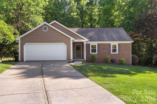 5904 Scots Bluff Dr, Charlotte, NC, 28227-4191 | Card Image