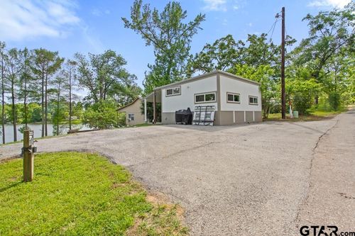 20012 Northside Dr, Winona, TX, 75792-6732 | Card Image