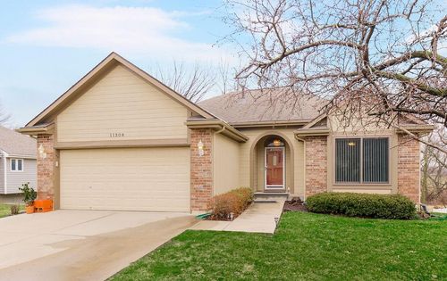 11308 N Holly St, Kansas City, MO, 64155-3554 | Card Image