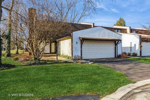 9 Deercrest Square, Indian Head Park, IL, 60525 | Card Image