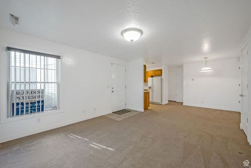 apt-5-2480 W 450 S, Springville, UT, 84663-4936 | Card Image